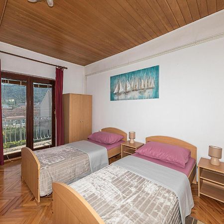 Gorgeous Apartment In Marina With Wifi Zewnętrze zdjęcie